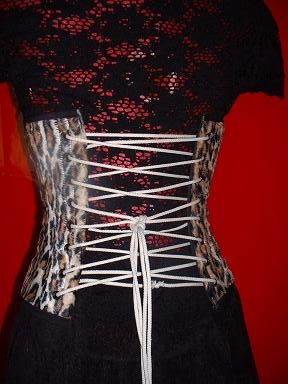 dos du serre taille leopard naturel