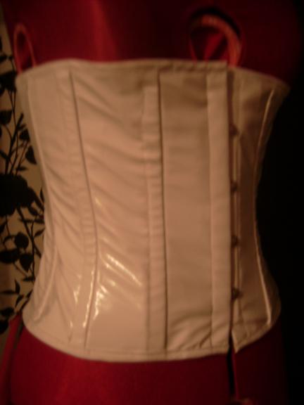 Serre taille en vinyl blanc