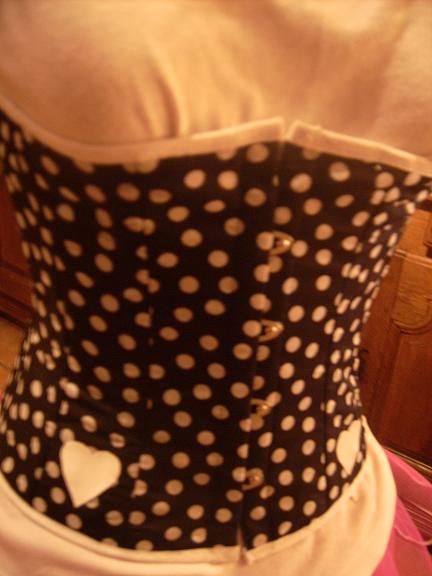 serre taille polka heart 