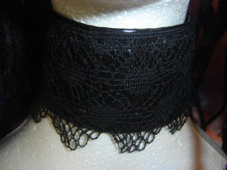 detail collier 4 (vinyl dentelle)